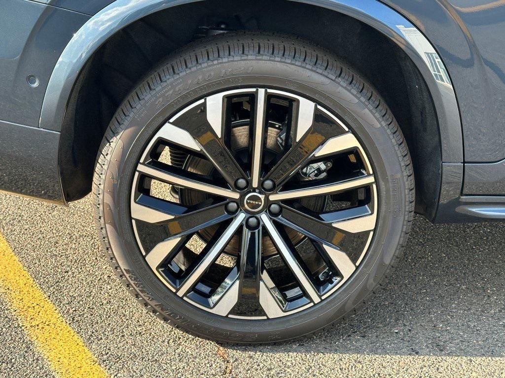 new 2026 Volvo XC90 car, priced at $75,455