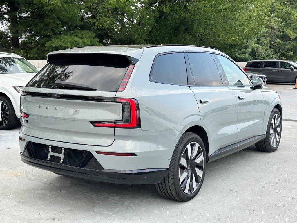 new 2025 Volvo EX90 car, priced at $88,585