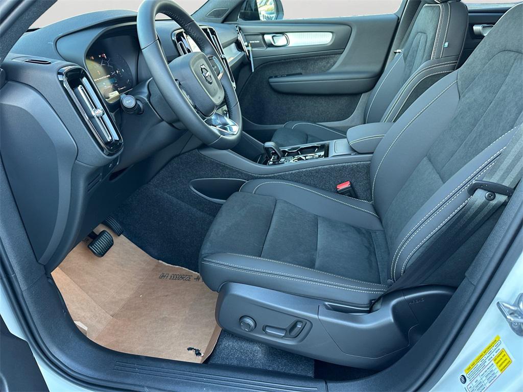 new 2026 Volvo XC40 car, priced at $51,245