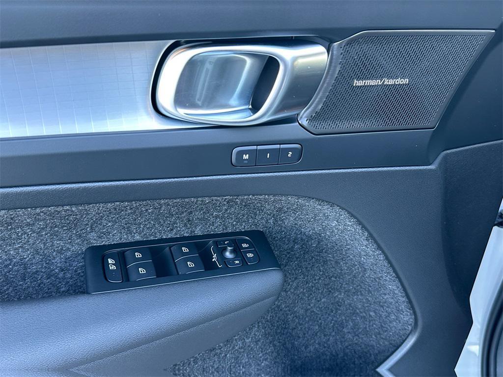 new 2026 Volvo XC40 car, priced at $51,245