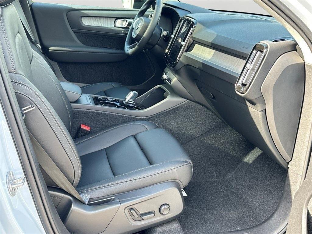 new 2026 Volvo XC40 car, priced at $47,650