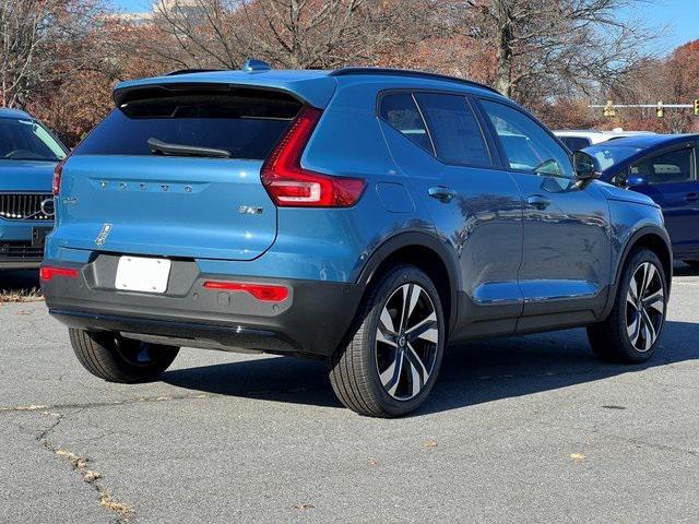 new 2024 Volvo XC40 car, priced at $46,870