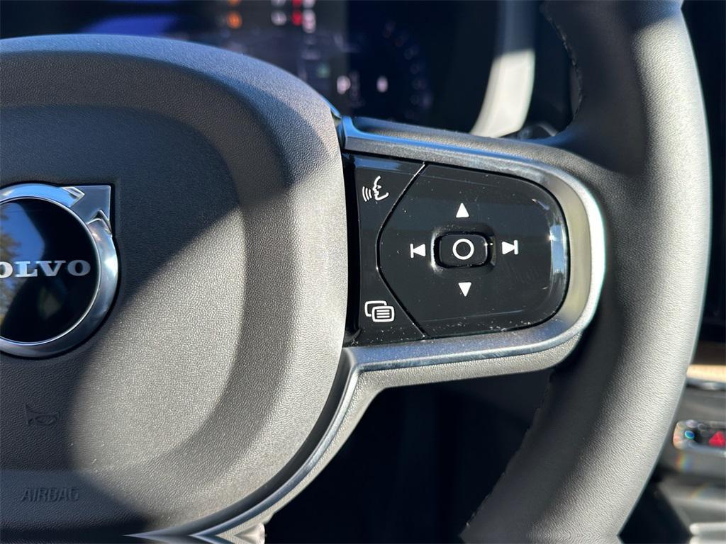 new 2026 Volvo XC60 car, priced at $54,145