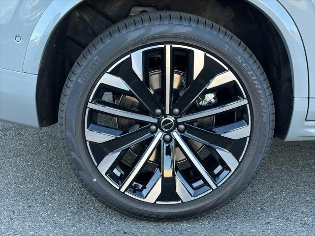new 2025 Volvo XC90 car, priced at $70,845