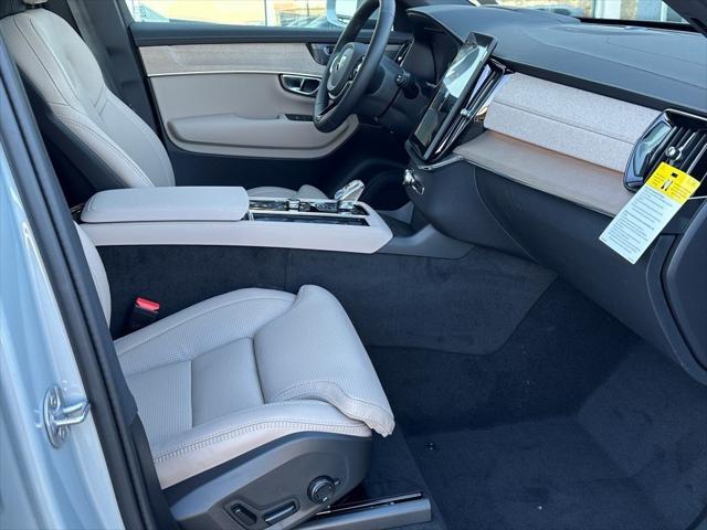 new 2025 Volvo XC90 car, priced at $71,345