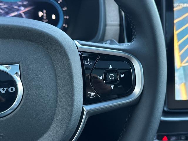 new 2025 Volvo XC90 car, priced at $70,845