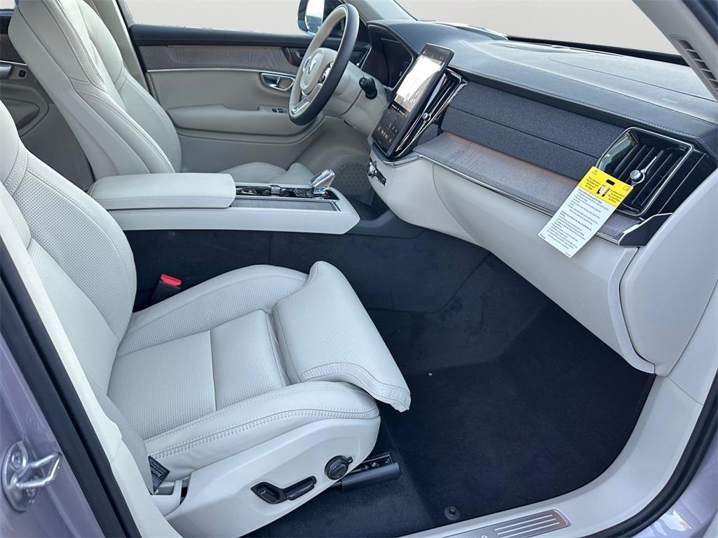 new 2026 Volvo XC90 Plug-In Hybrid car, priced at $82,625