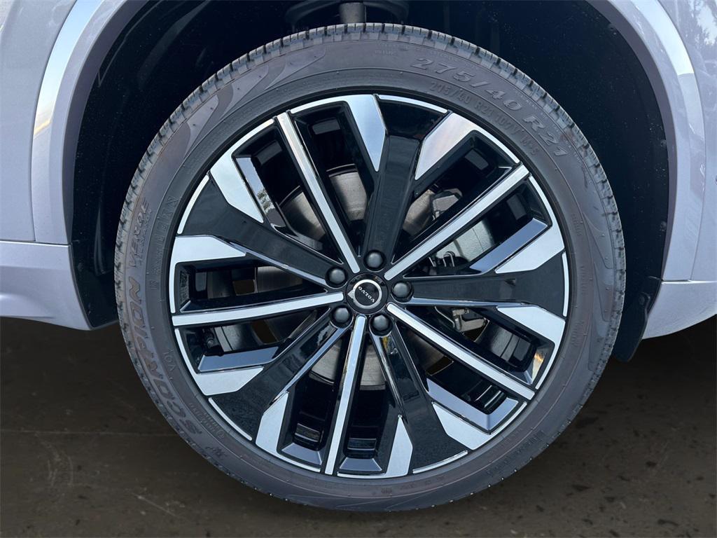 new 2026 Volvo XC90 Plug-In Hybrid car, priced at $82,625