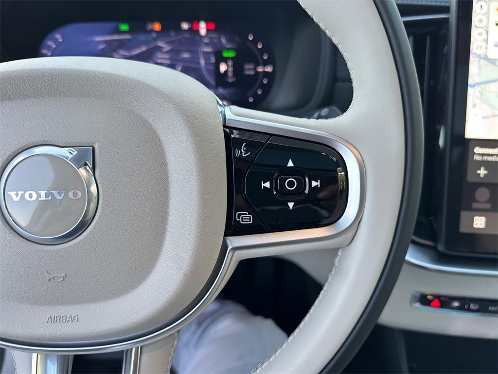 new 2026 Volvo XC90 Plug-In Hybrid car, priced at $82,625