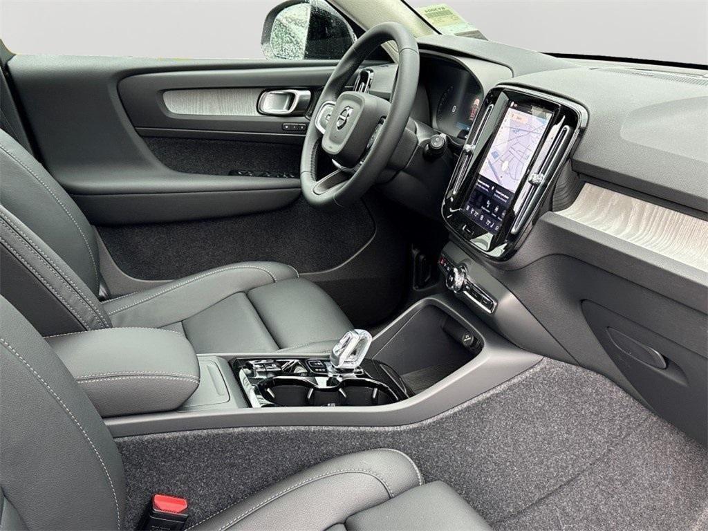 new 2026 Volvo XC40 car, priced at $50,250