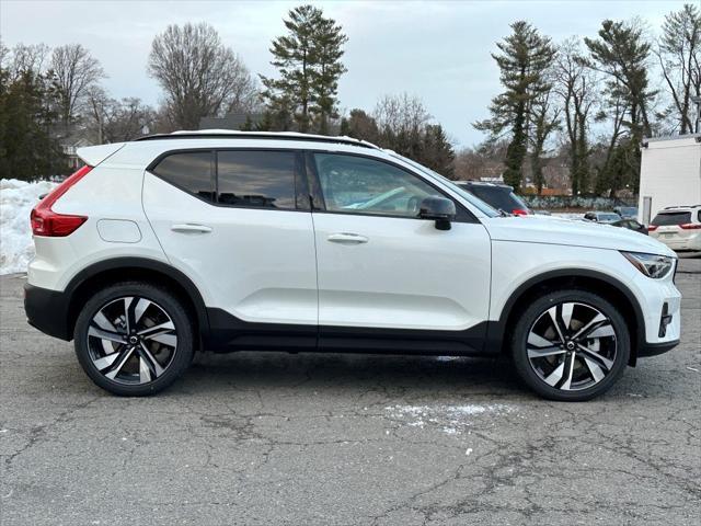 new 2025 Volvo XC40 car, priced at $48,170