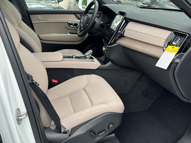 new 2025 Volvo XC90 car, priced at $69,155