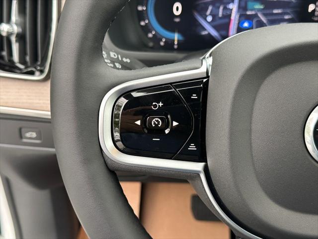 new 2025 Volvo XC90 car, priced at $69,155