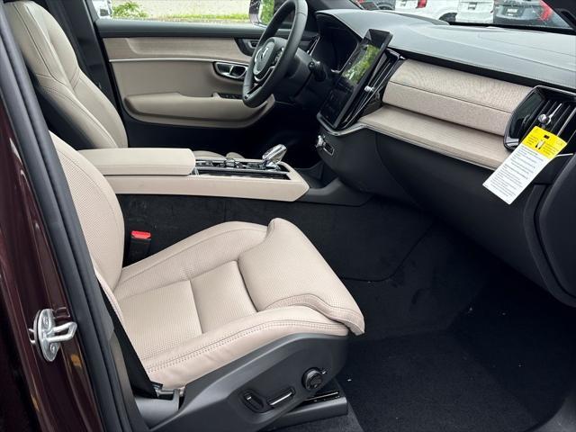 new 2025 Volvo XC90 car, priced at $71,345