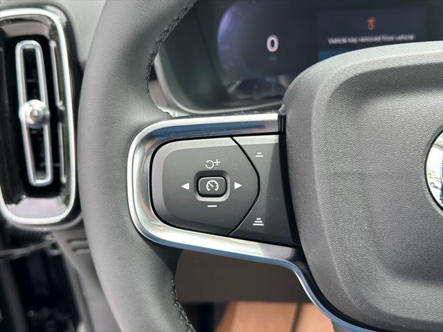 new 2025 Volvo XC40 car, priced at $48,335