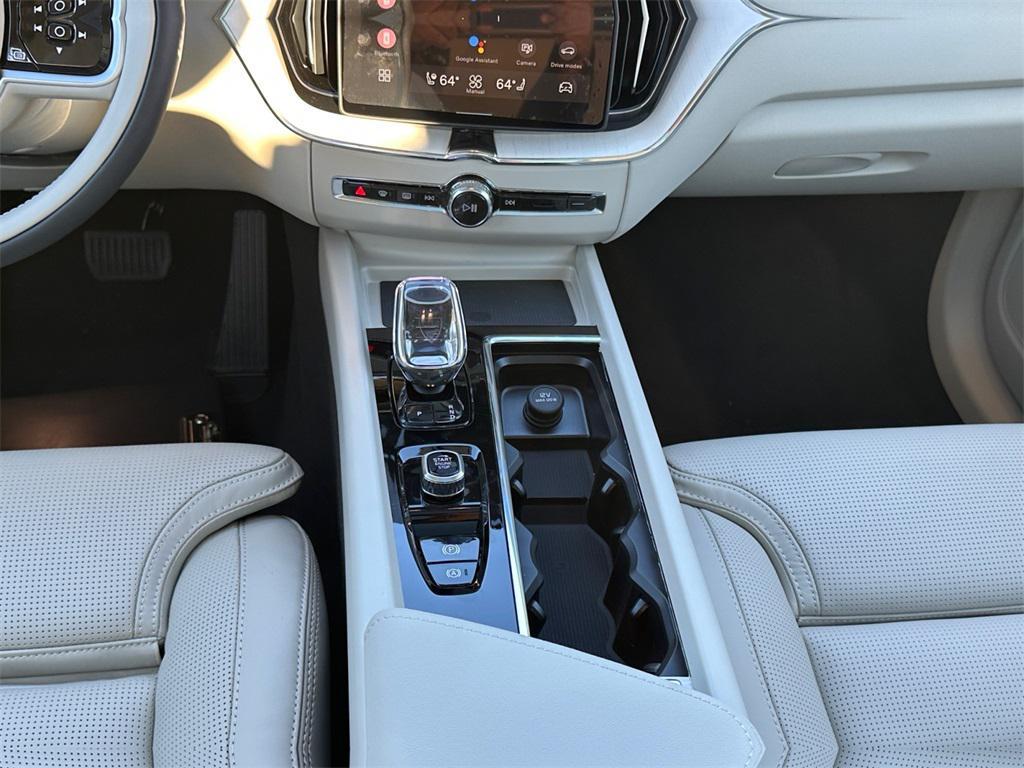 new 2026 Volvo XC60 car, priced at $60,285