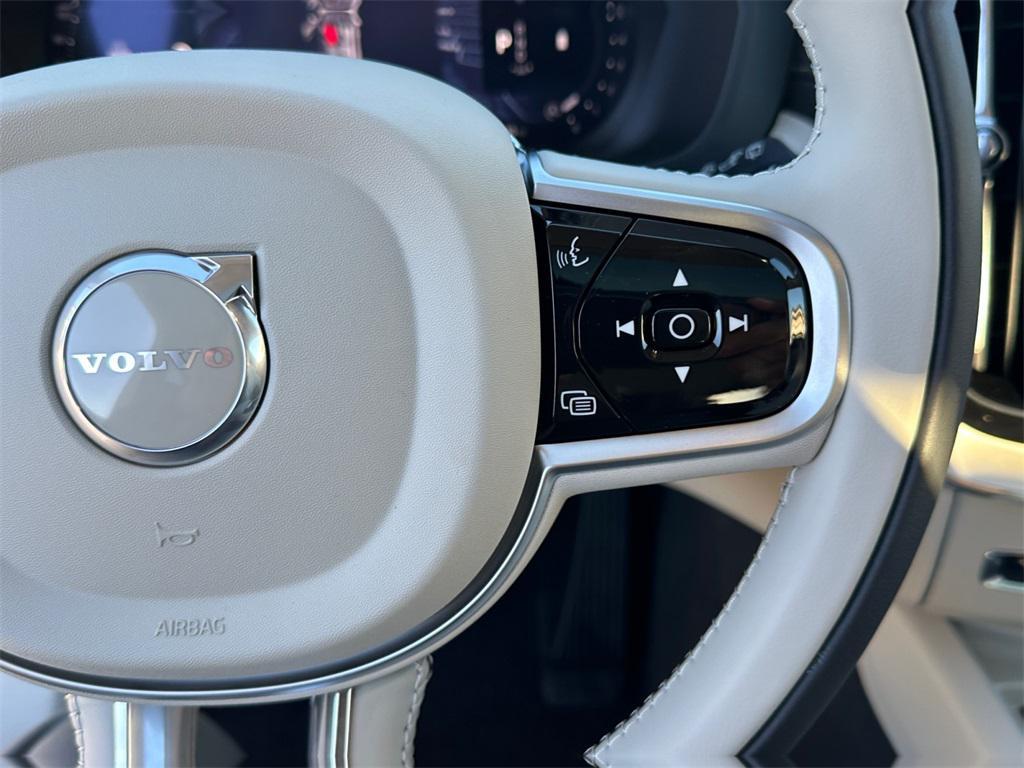 new 2026 Volvo XC60 car, priced at $60,285