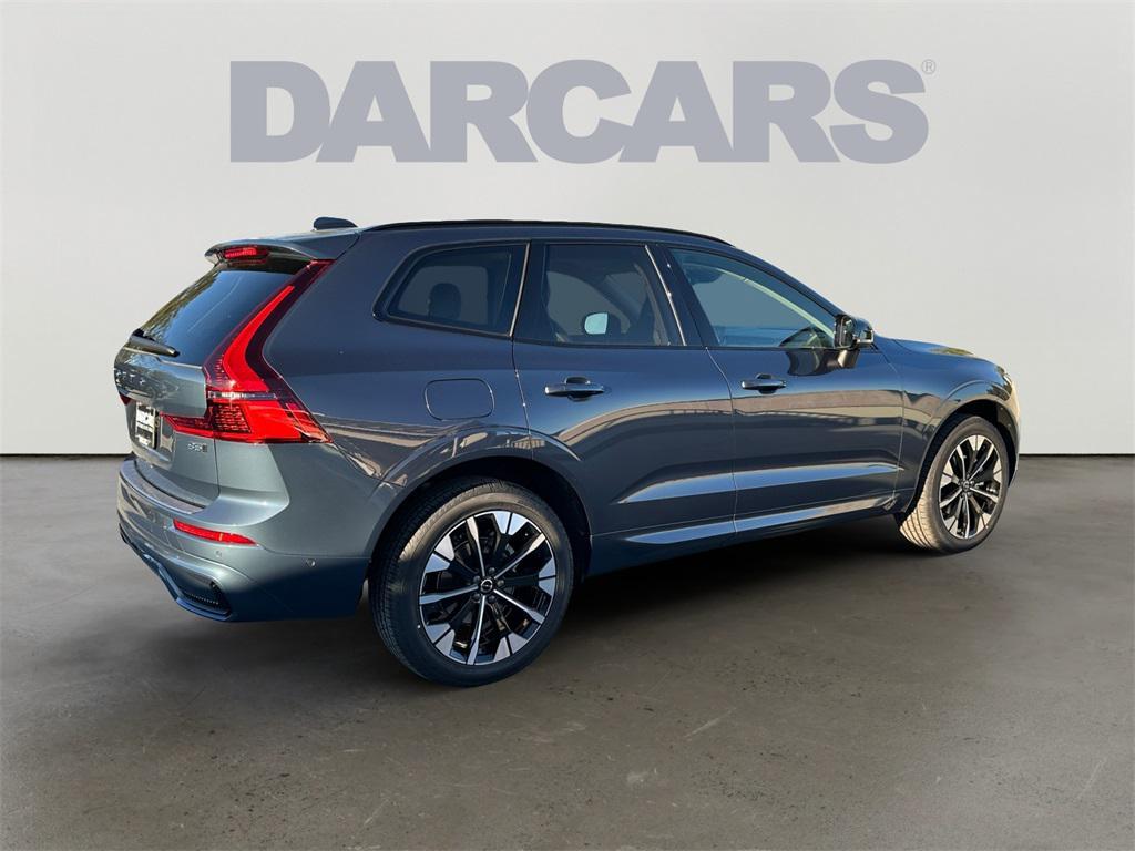 new 2026 Volvo XC60 car, priced at $60,285