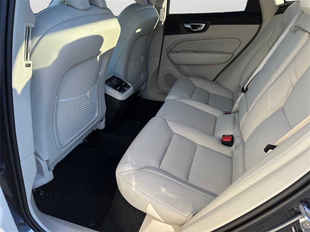 new 2026 Volvo XC60 car, priced at $60,285