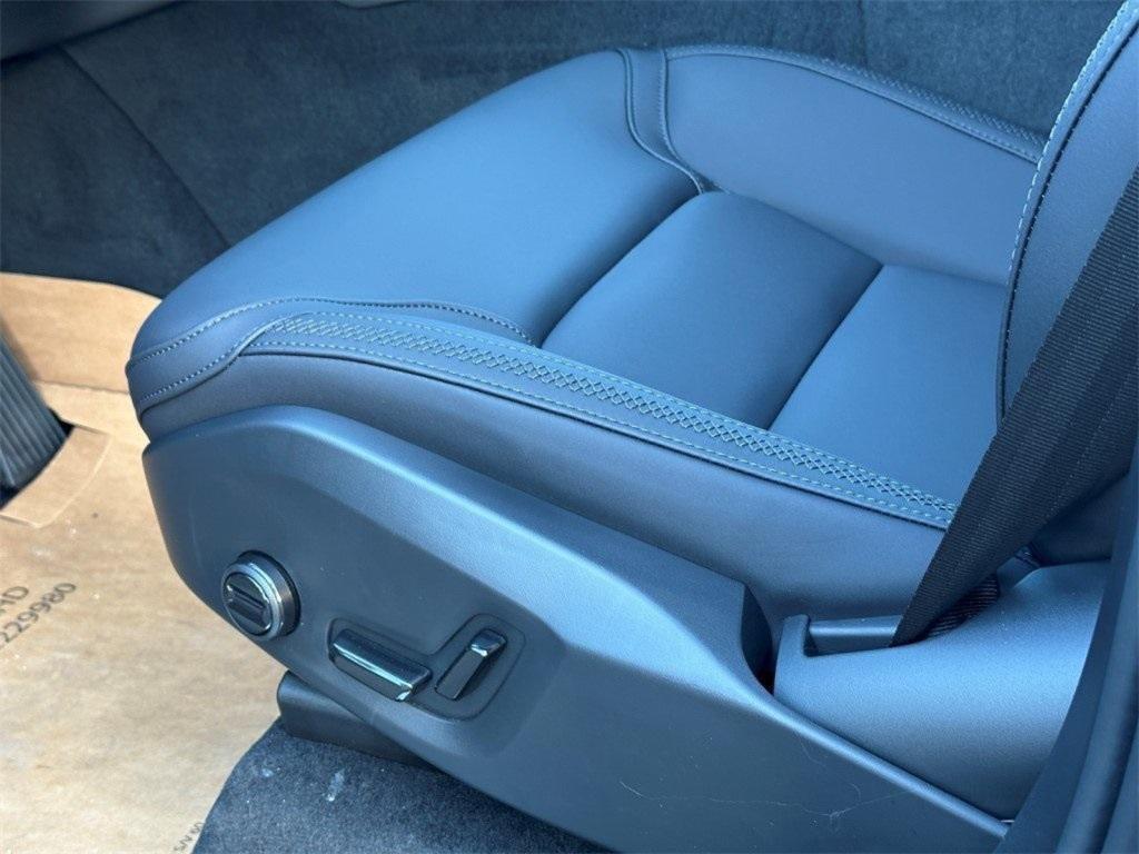 new 2026 Volvo XC90 Plug-In Hybrid car, priced at $78,875