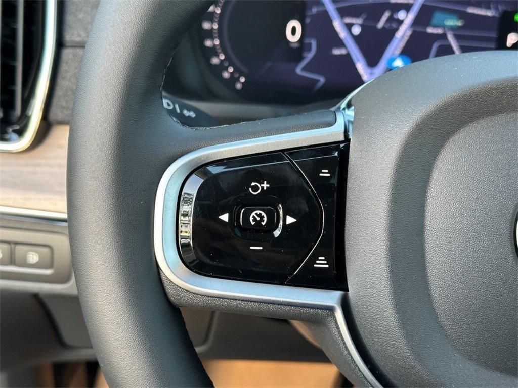 new 2026 Volvo XC90 Plug-In Hybrid car, priced at $78,875