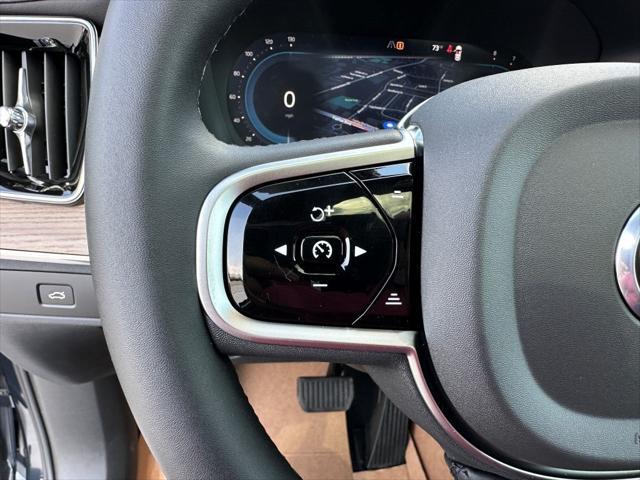 new 2025 Volvo XC90 car