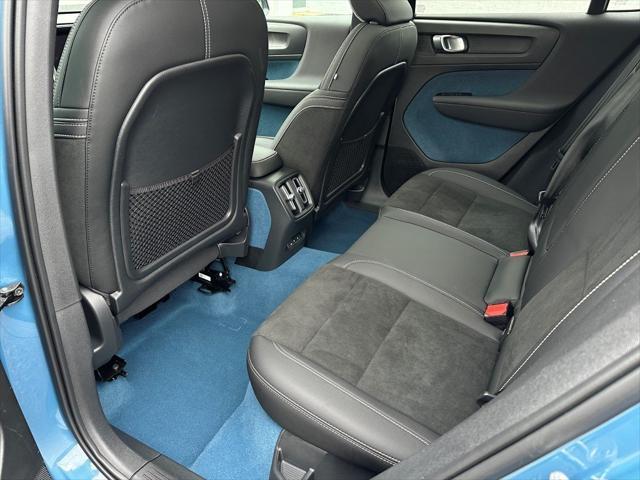 used 2022 Volvo C40 Recharge Pure Electric car, priced at $33,568