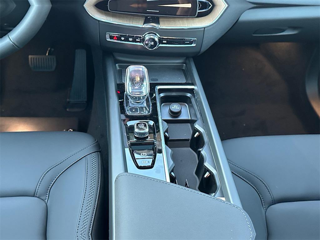 new 2026 Volvo XC60 car, priced at $53,345