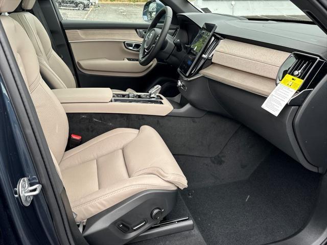 new 2025 Volvo XC90 car, priced at $73,145