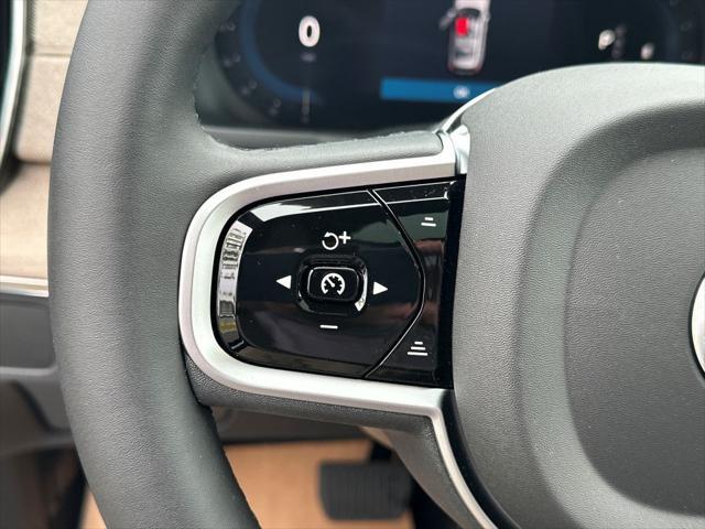 new 2025 Volvo XC90 car, priced at $73,145