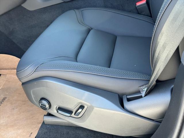 new 2025 Volvo XC90 car, priced at $64,895