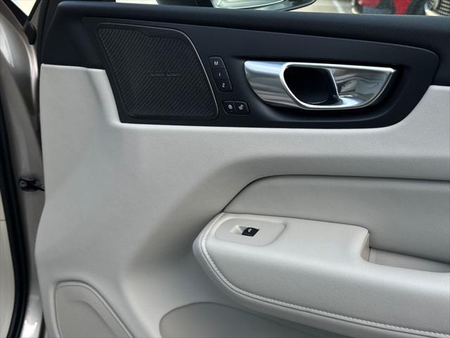 new 2025 Volvo XC60 Plug-In Hybrid car, priced at $69,945
