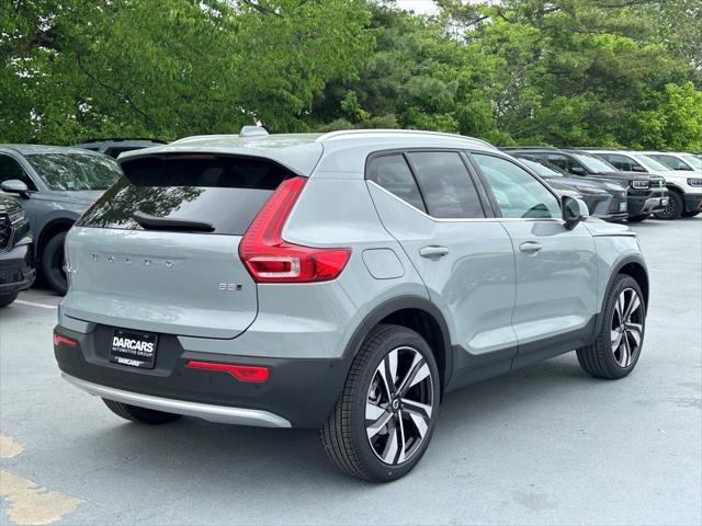 new 2025 Volvo XC40 car, priced at $51,565