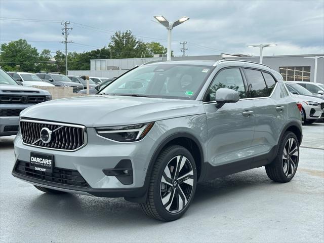 new 2025 Volvo XC40 car, priced at $51,565