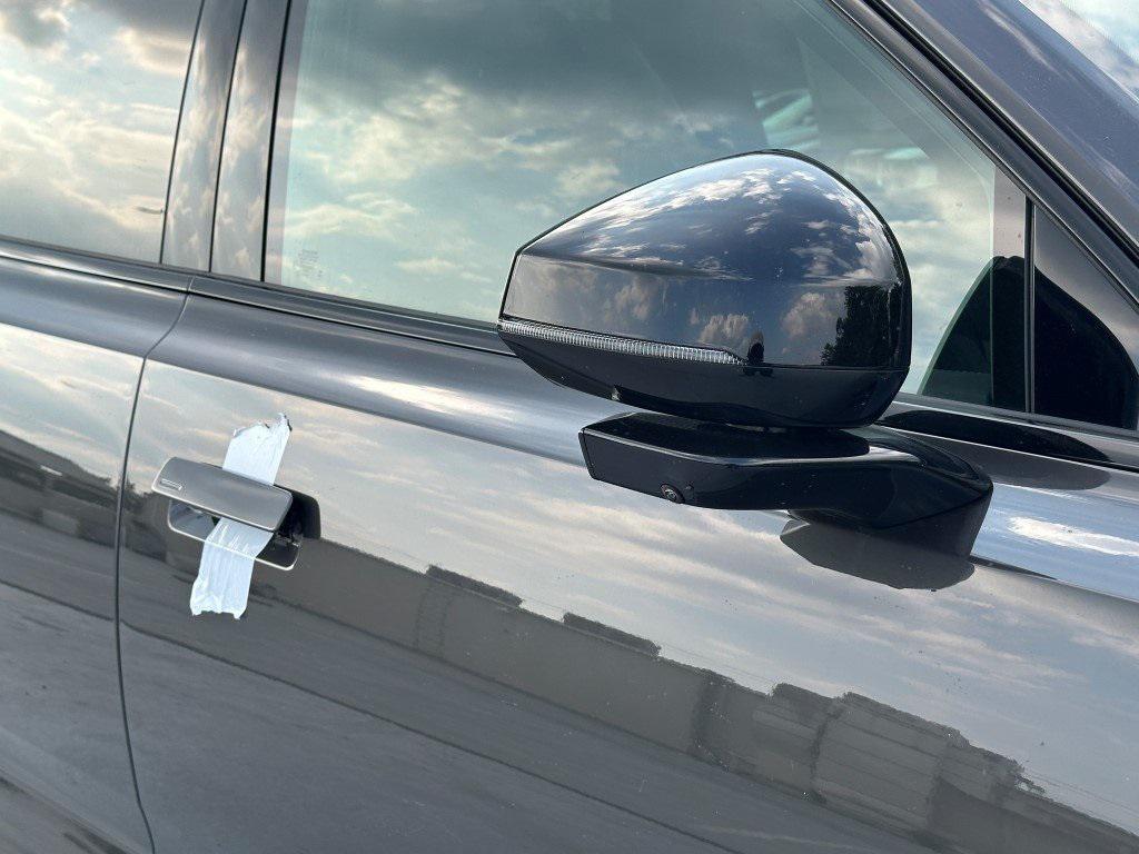 new 2025 Volvo EX90 car, priced at $81,390