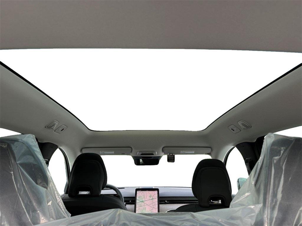 new 2025 Volvo EX90 car, priced at $82,390