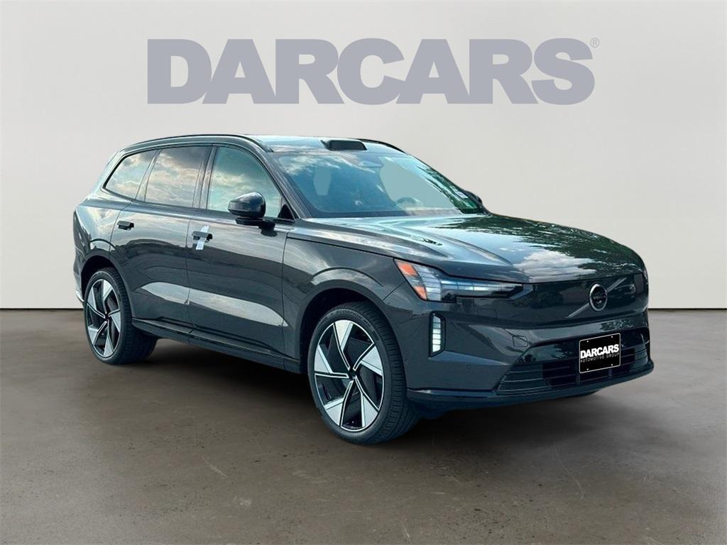 new 2025 Volvo EX90 car, priced at $82,390