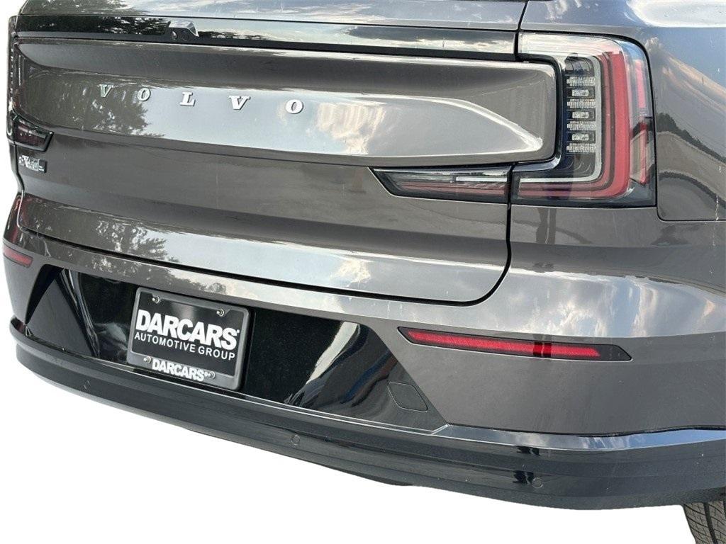 new 2025 Volvo EX90 car, priced at $82,390