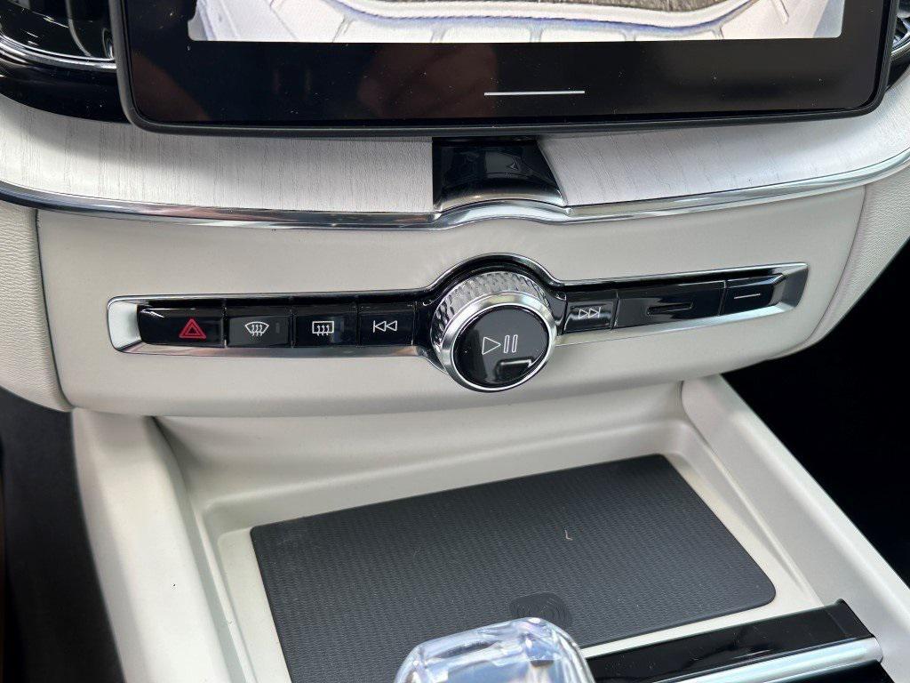 new 2026 Volvo XC60 car, priced at $62,935