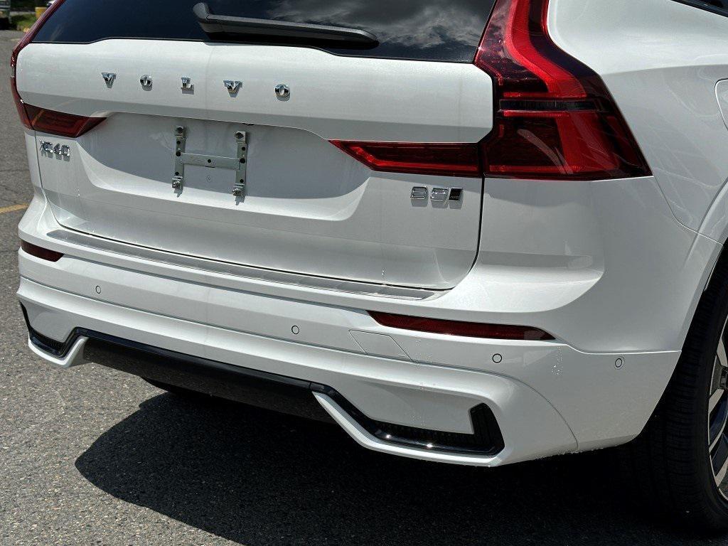 new 2026 Volvo XC60 car, priced at $62,935