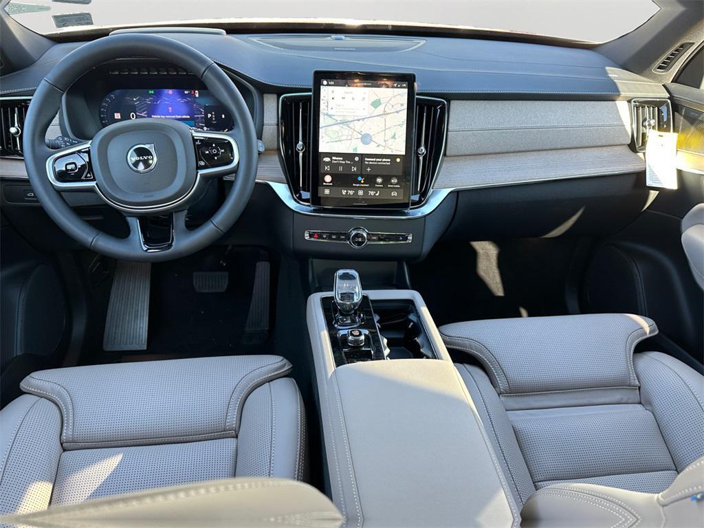 new 2026 Volvo XC90 car, priced at $79,605