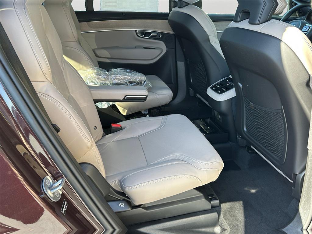 new 2026 Volvo XC90 car, priced at $79,605