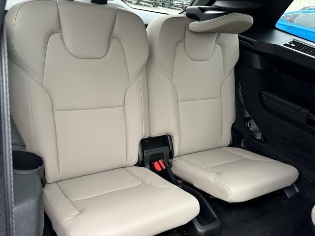 new 2025 Volvo XC90 Plug-In Hybrid car, priced at $78,305