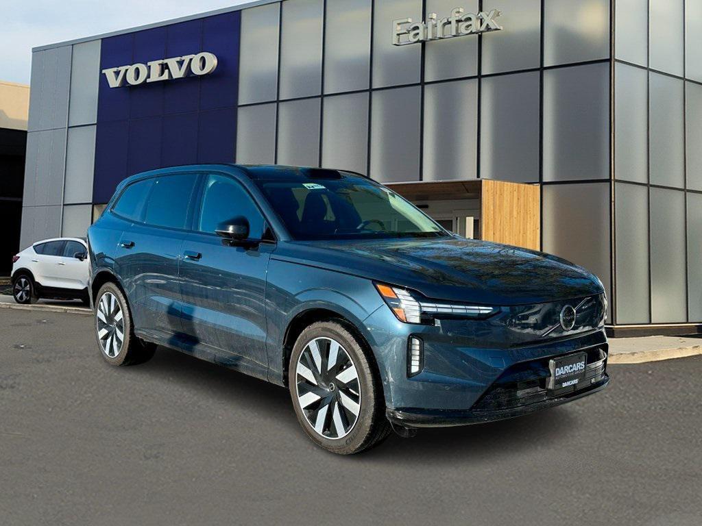 new 2025 Volvo EX90 car, priced at $92,840