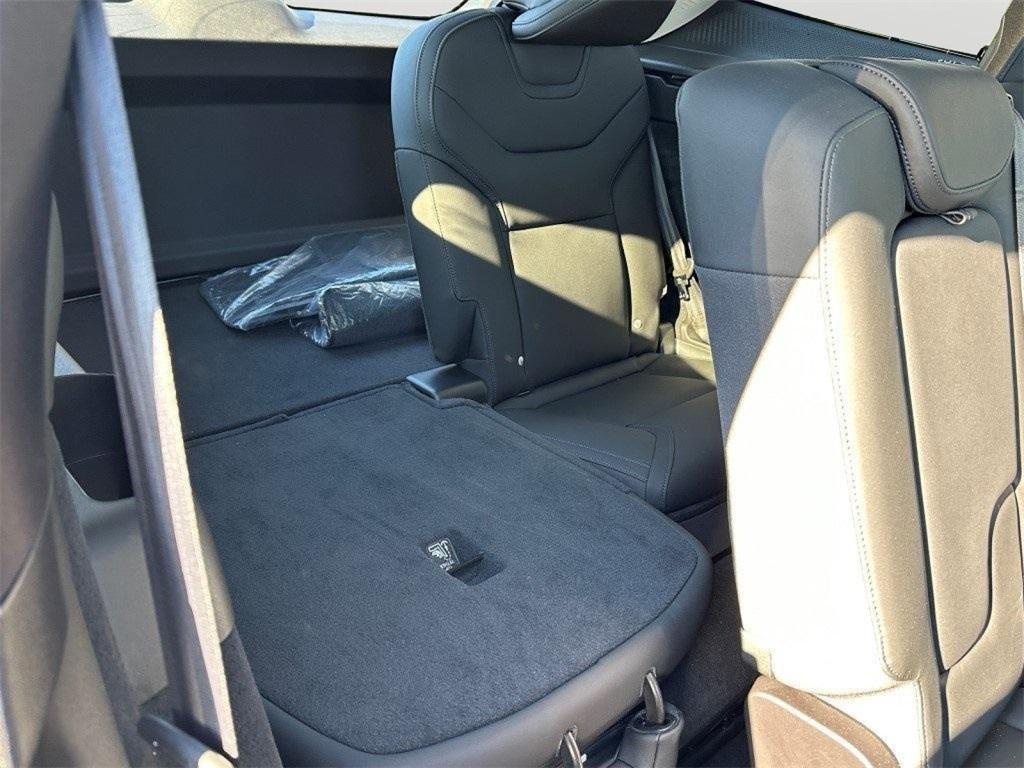 new 2025 Volvo EX90 car, priced at $93,840