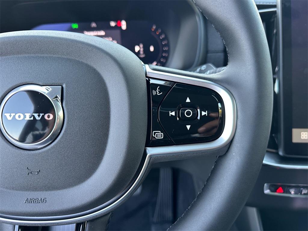 new 2026 Volvo XC90 car, priced at $68,325