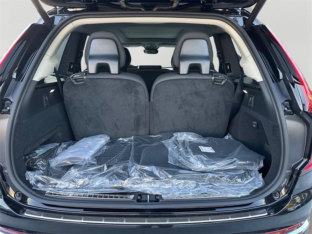 new 2026 Volvo XC90 car, priced at $68,325