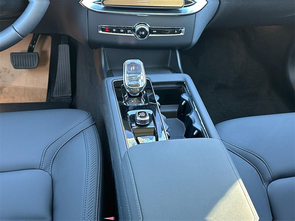 new 2026 Volvo XC90 car, priced at $67,395