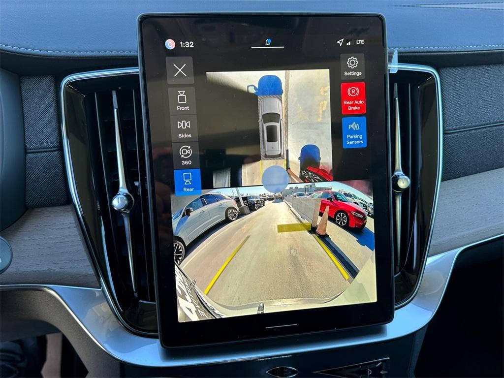 new 2026 Volvo XC90 car, priced at $67,395