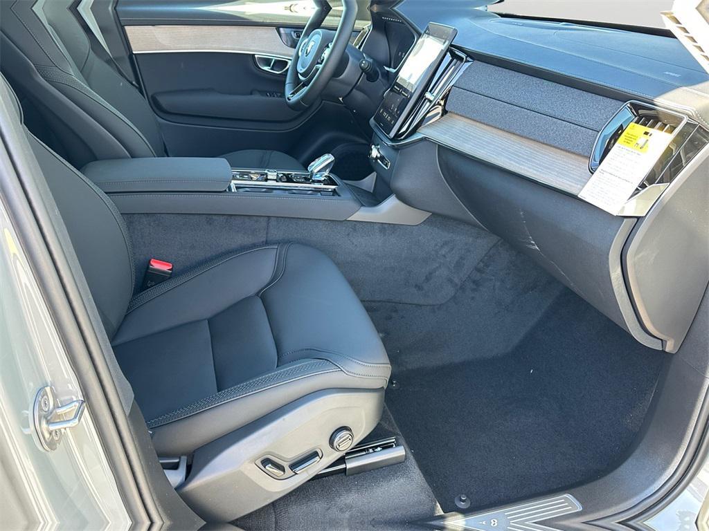 new 2026 Volvo XC90 car, priced at $67,395